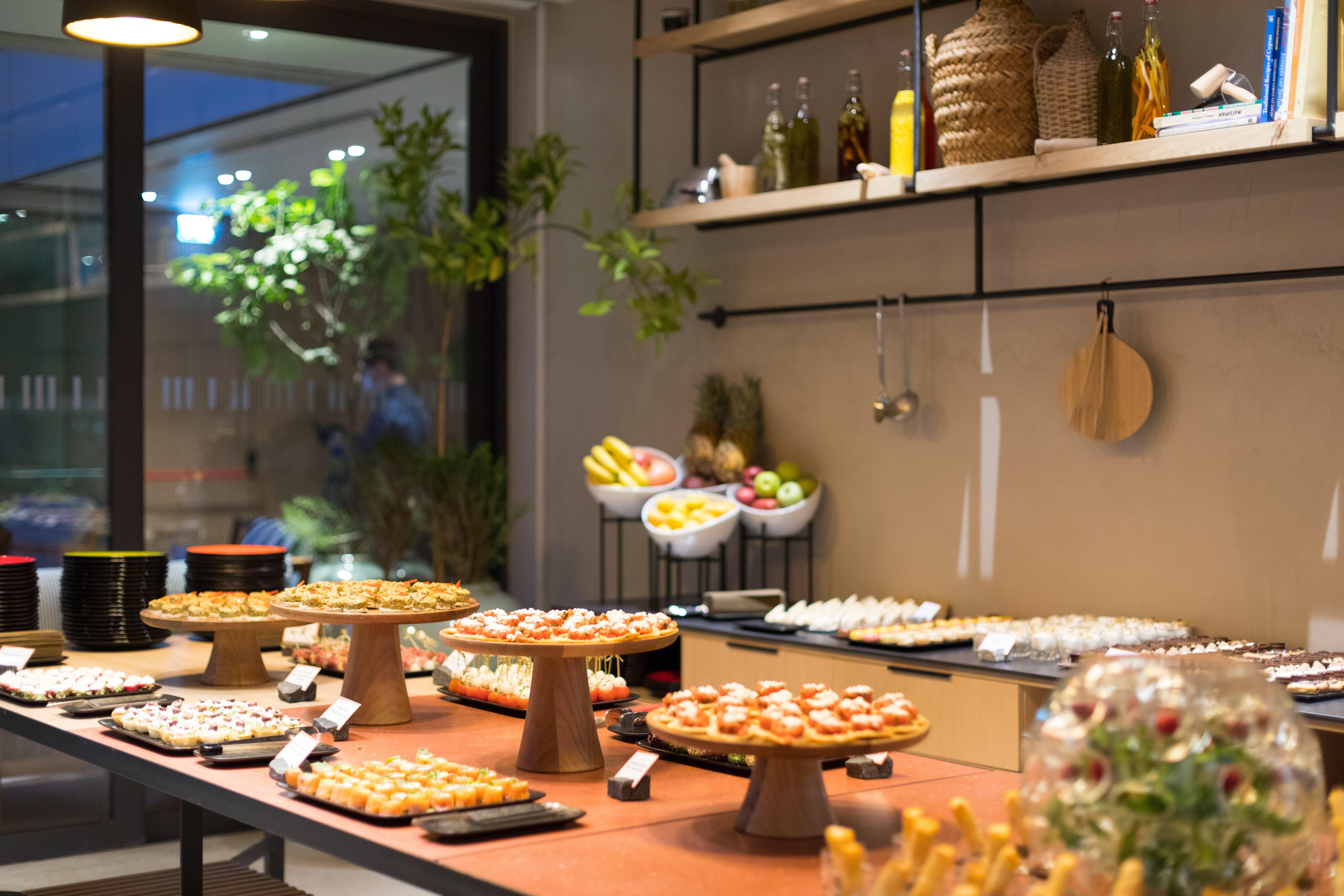 Hotel Indigo Larnaca By Ihg-Adults Only Екстериор снимка