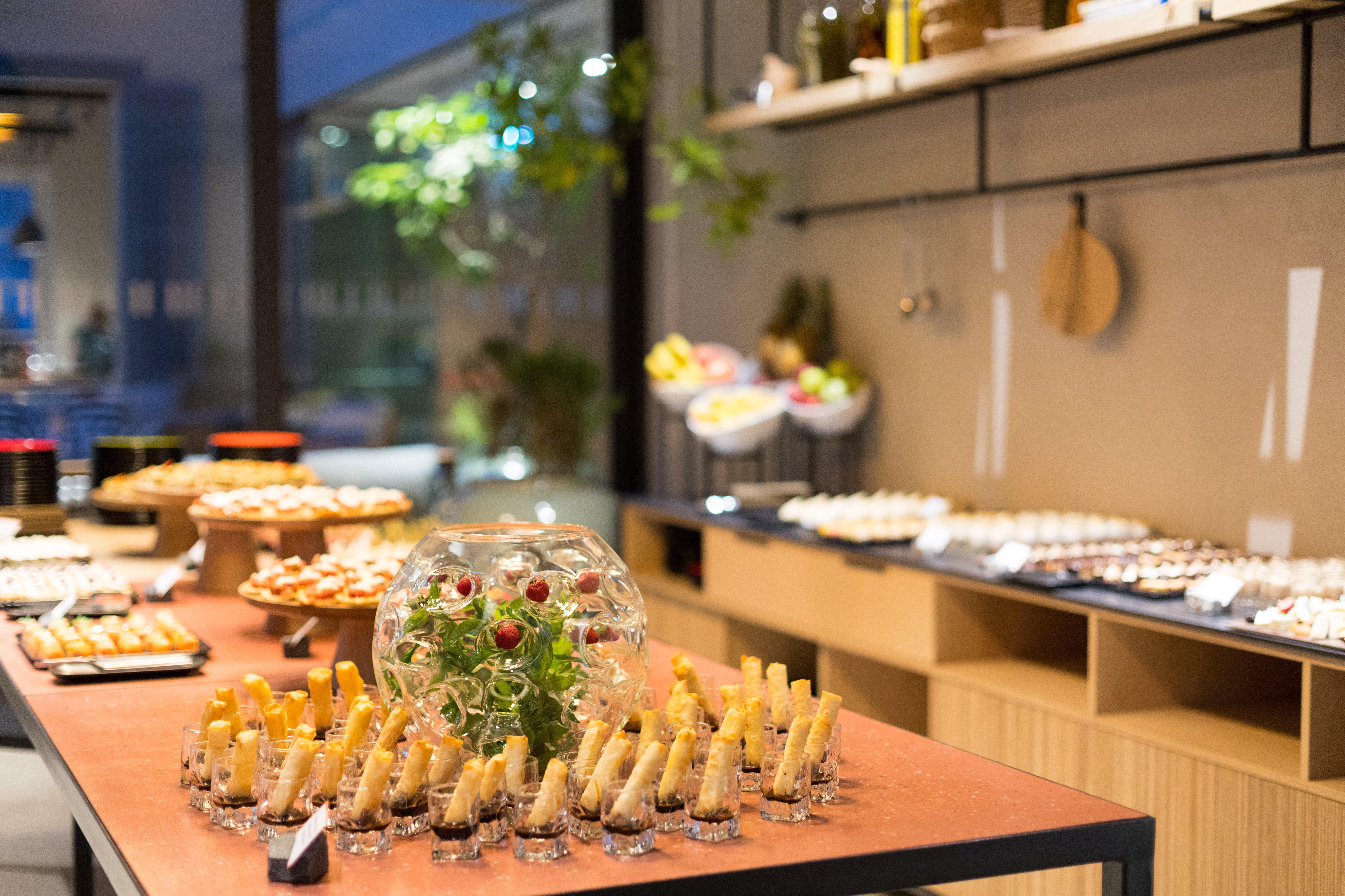 Hotel Indigo Larnaca By Ihg-Adults Only Екстериор снимка